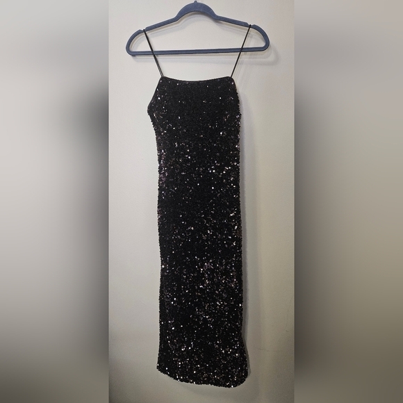 NWT H&M Full Sequin Dress Spaghetti Strap Women's Size S Brown With Slit - Picture 1 of 5